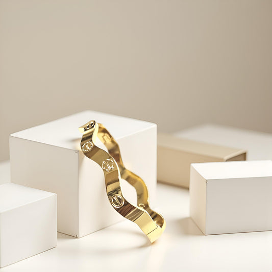Luxury Wave Gold Bracelet