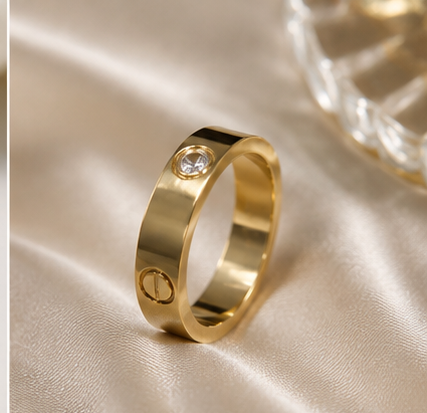 Luxe LOVE Ring 💛