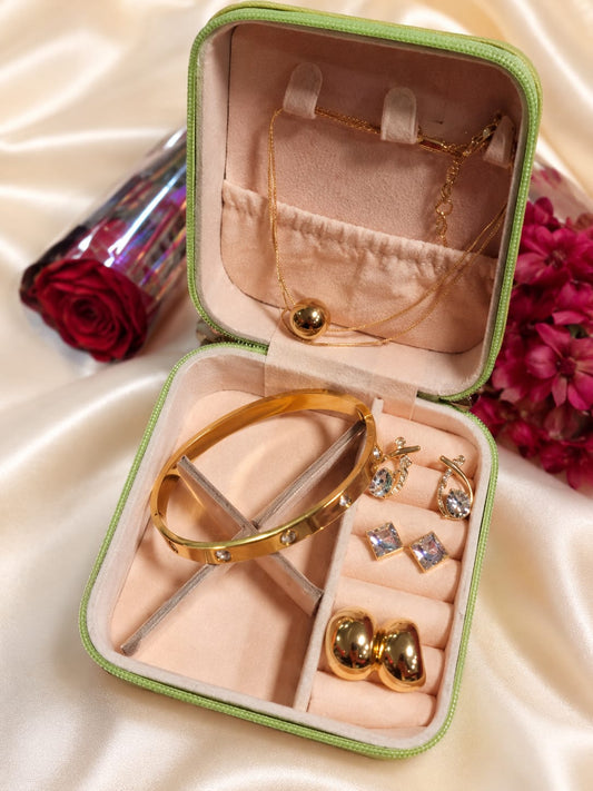 Golden Grace Gift Hamper