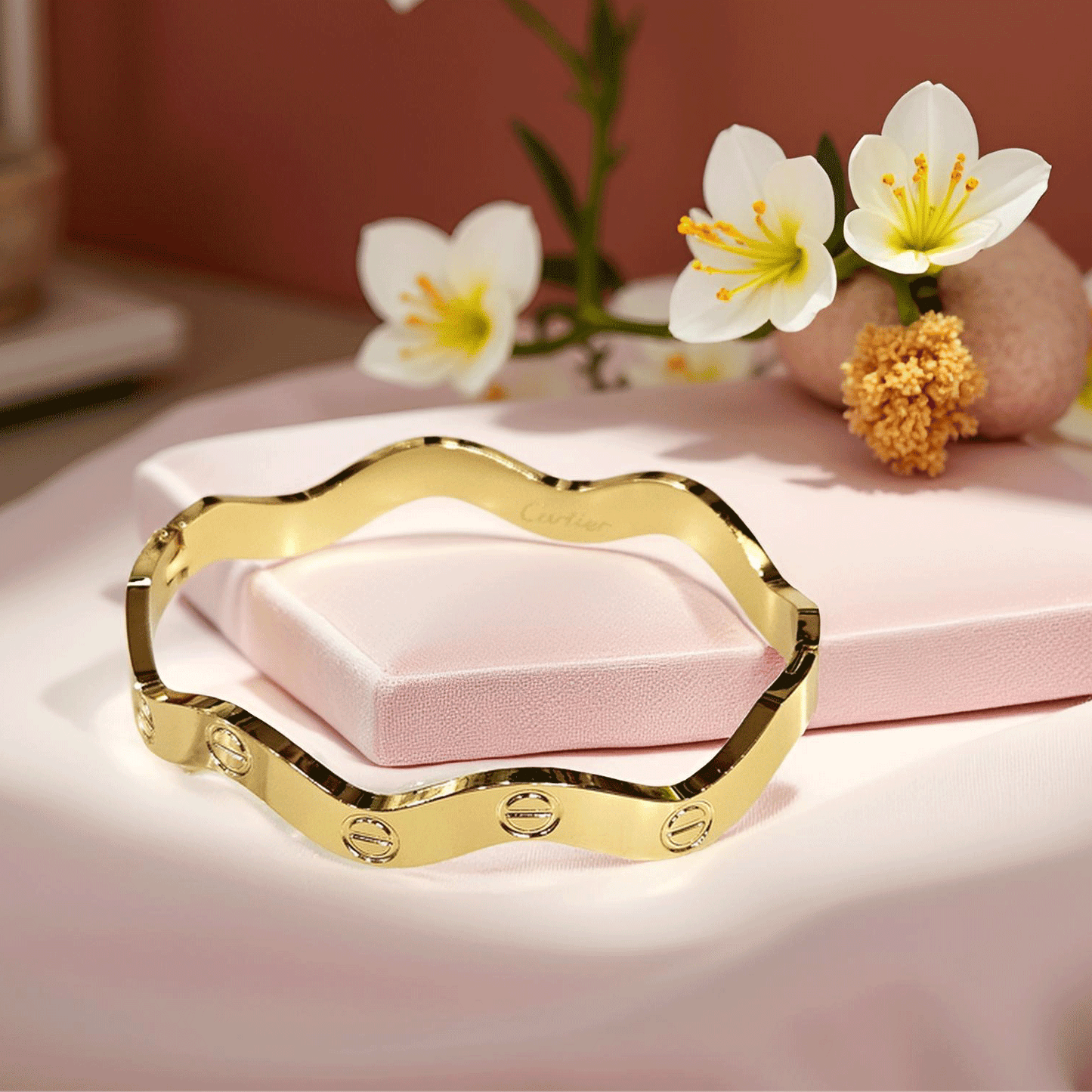 Luxury Wave Gold Bracelet
