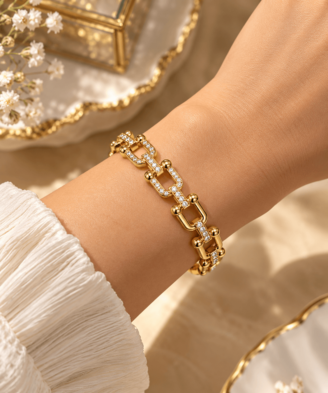 Luxe Radiance Link Bracelet