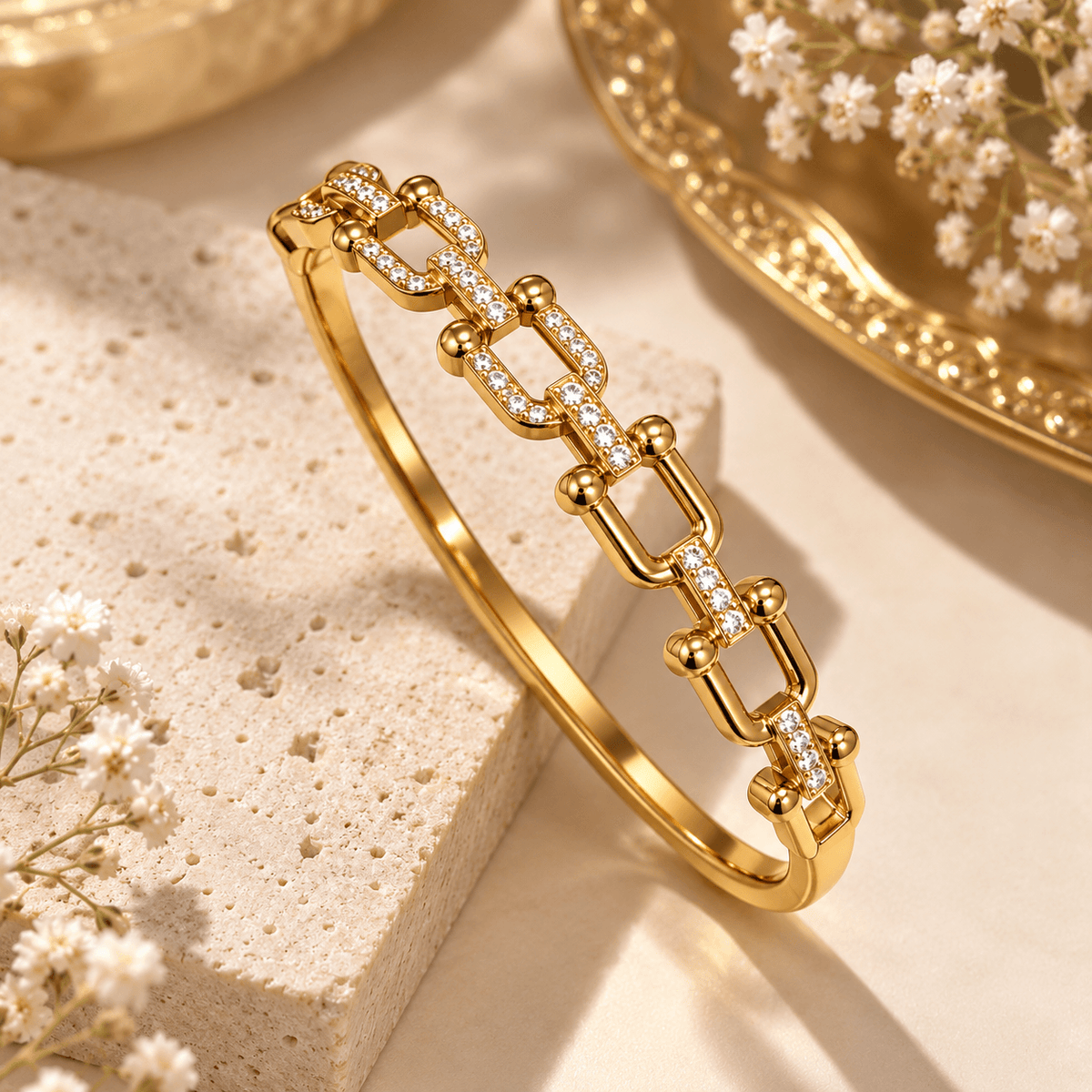 Luxe Radiance Link Bracelet
